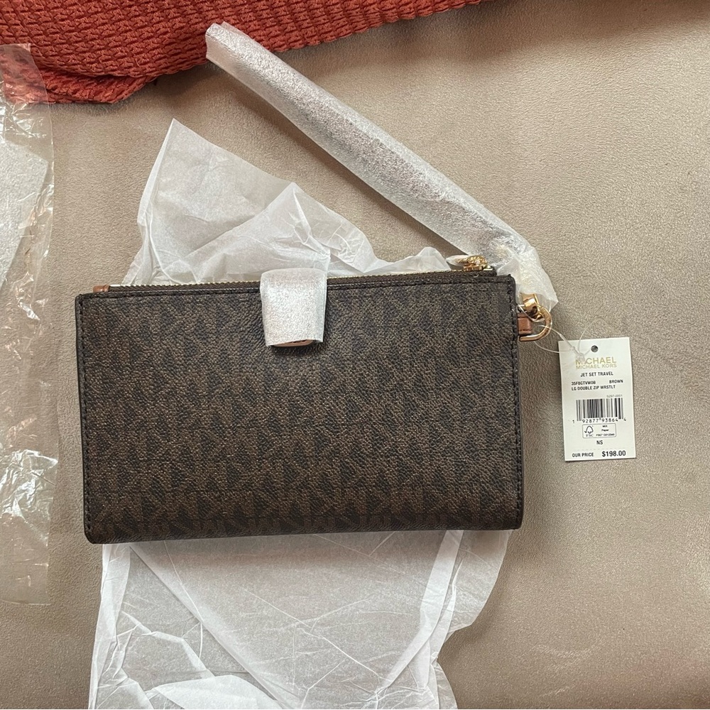 MICHAEL Michael Kors Large Double Zip Wristlet - Jet Set Travel brown